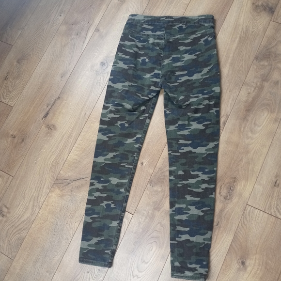 Free People High Rise Skinny Camo Jeans - Picture 5 of 8